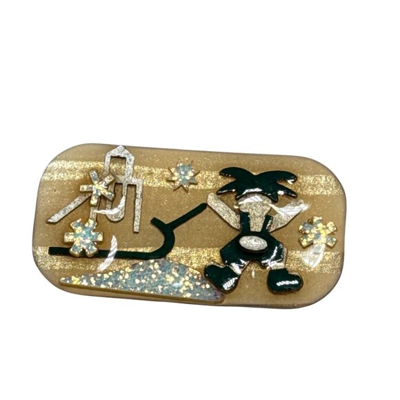 Lucinda Little People Pins Winter Glitter Skater Girl Resin Brooch - Picture 3 of 6